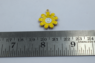 Flower With Smiley Enamel Charm (10 Pc)
