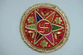 Red Base Star Design With Sathiya Gotapatti Patch 6 Inch(2 Pc)