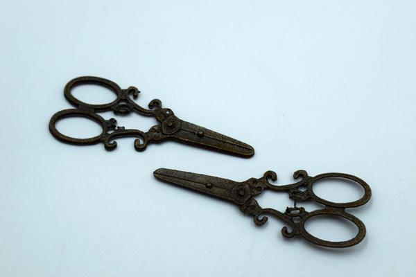 Scissor Black Metal Charms (10 Pcs)